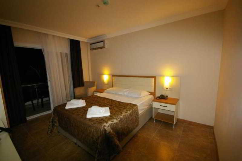 Bitez Risa Hotel 외부 사진