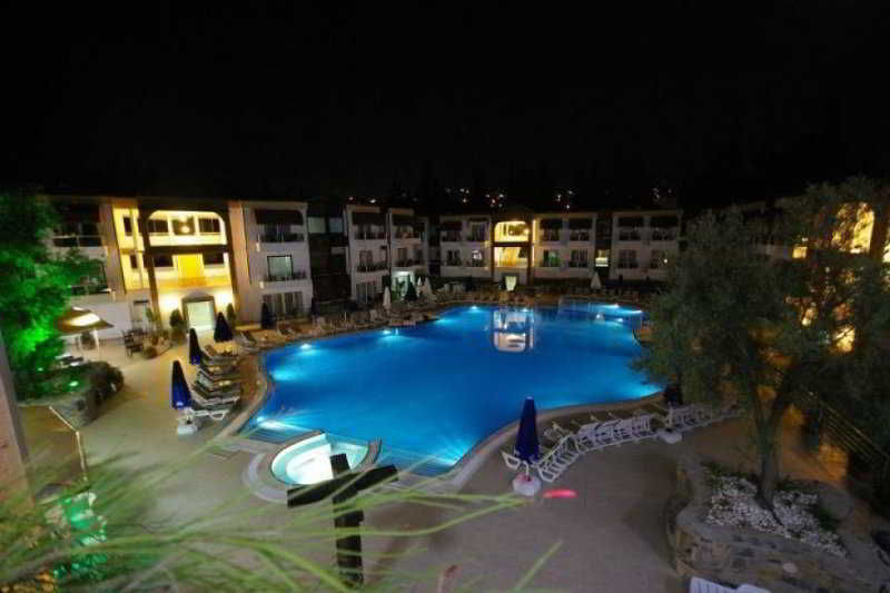 Bitez Risa Hotel 외부 사진